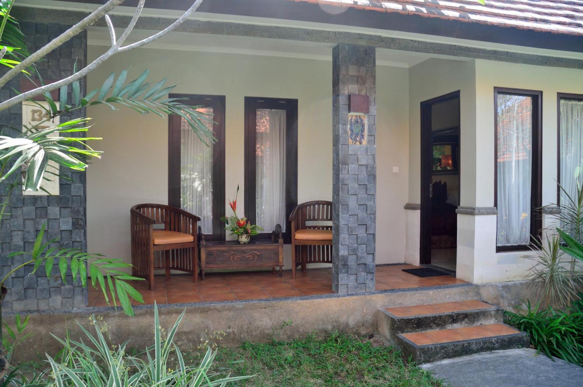 Peneeda View Beach Hotel Sanur Værelse billede