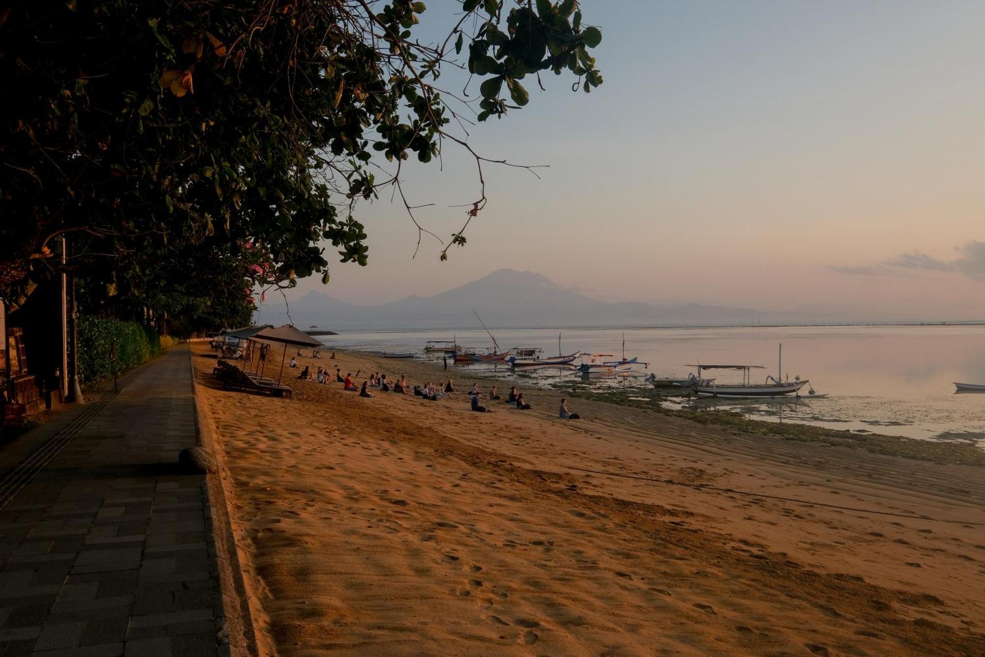 Peneeda View Beach Hotel Sanur Eksteriør billede